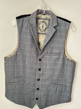House of Cavani Slim Fit Gray Plaid Vest Men’s Medium Wedding Formal